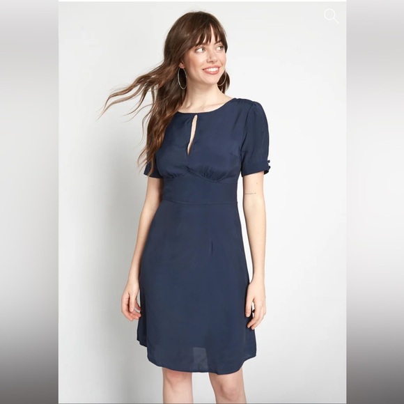 NWT ModCloth Women's Modest The Keyhole Story A-Line Dress - Navy - Size 8 - Picture 6 of 8
